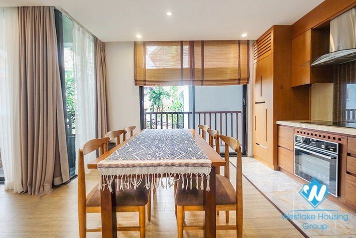 Brightly and cozy three bedrooms apartment for lease in Xuan Dieu, Tay Ho